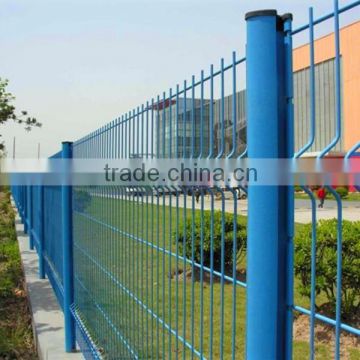 PVC or galvanized clearvu fence mesh