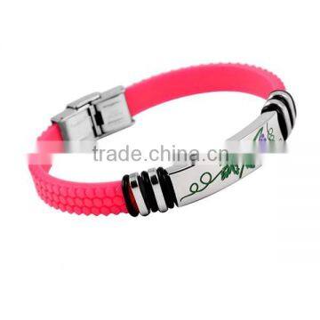 SRB3099 China Jewelry Factory Custom Stainless Steel Charm Magenta Band with Grape Charm Rubber Bracelet