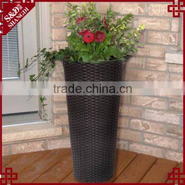 Novelty home corner or outdoor patio used wicker cylinder flower planter