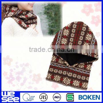 Neck warmer with hat