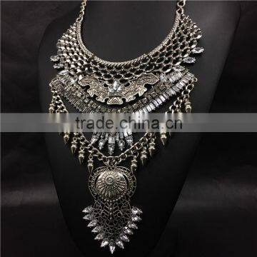 Express Chinese Imports Wholesale Imitation Silver Chain Statement Necklace Jewelry Accessories Jewellry for Women photo-3