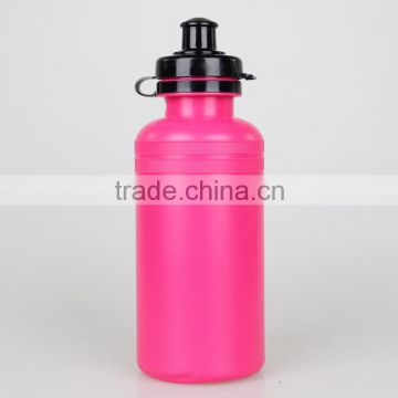 Hot Sale Promotional Newly Concise BPA Free Straw Hat Lid Plastic Sports Water Bottle