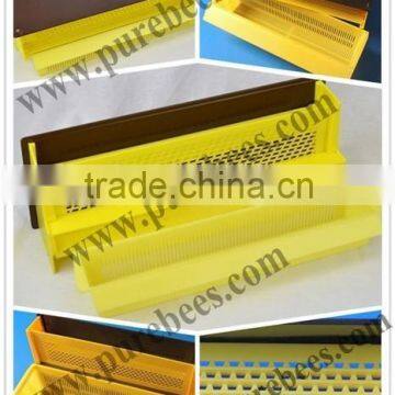 Popular beekeeping equipment plastic pollen trap