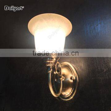 Hot Sales E27 Holder Antique Brass Wall Lamp