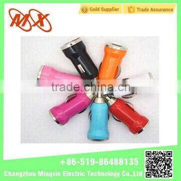 Portable Universal 5V 2.1A Colorful Portable Single USB Port Car Charger for Mobile Phone