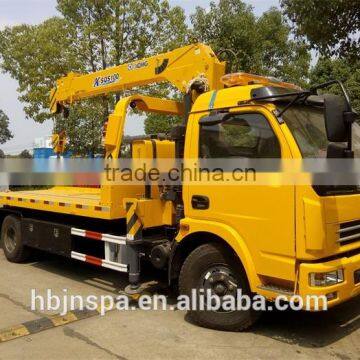 multi-fuction made in China flatbed tow truck with crane 4 ton for sale