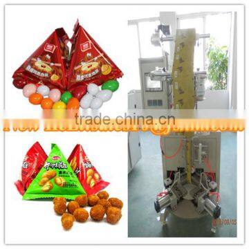 Triangle bag vertical packaging machine