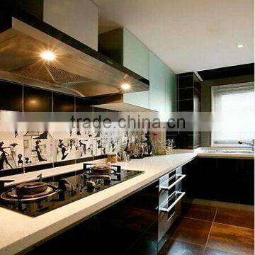 Lower price modern style laminate apartment kitchen furniture