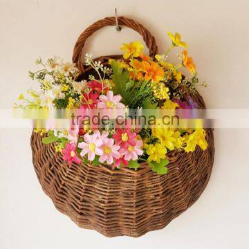 Popular factory price artificial flowers basket for wall decoration