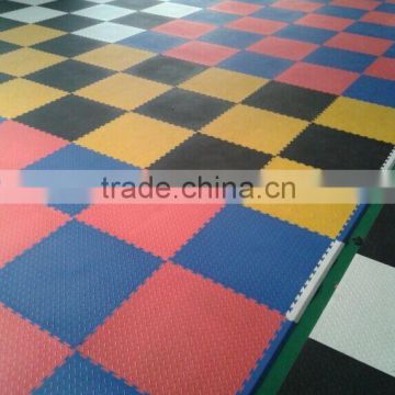 garage use plastic PVC tile