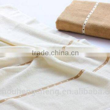 100% Cotton Terry Placement Print Luxury Bath Towel photo-3