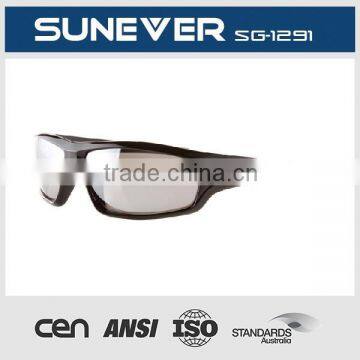 nice good quality sport sunglasses with special temple design