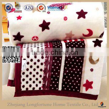 China Suppliers quilt blankets rebel wholesale plush blankets 100% polyester printed organic christmas blanket