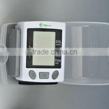 Digital wrist blood pressure testing equipment