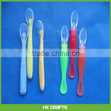 2015 Highest Quality Ergonomic Design Silicone Rubber Baby Spoon Perfect For Everyday Eating & Feeding