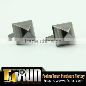 Wholesale fashion rivets for jeans zinc rivets