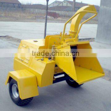 hydraulic diesel self-power wood shredder /wood chipper