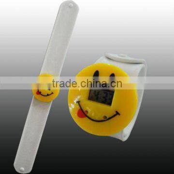 Emoji supplies soft yellow kids silicon slap watch