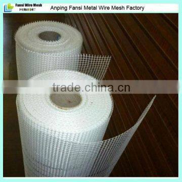 145g 5*5mm fiberglass mesh in store