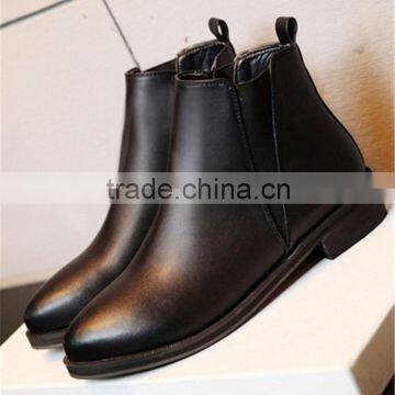 China Manufacturer Women Winter Flat Boots Real PU Ladies Winter Golf Shoes photo-2