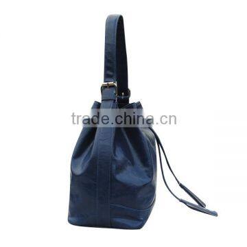 Leather Drawstring Bag for Ladies, Called Fringed Bag and Bucket Handbag photo-4