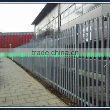 Post of using three strands or barbed wire Palisade fencing