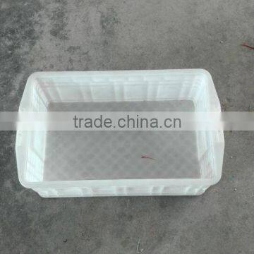 PLASTIC CRATE