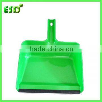 durable plastic dustpan