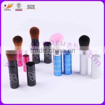 Retractable Blush Brush with Aluminum Body, Available in Various Colors