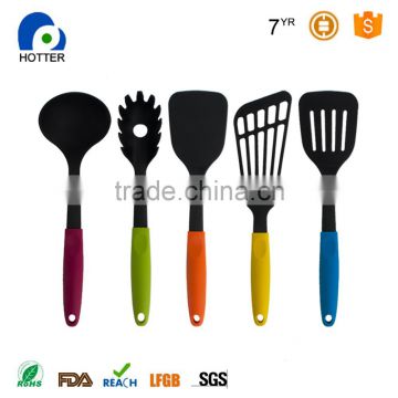 Amazon hot FDA multi color Heat Resistant silicone kitchen utensils,silicone 5-pcs cooking utensils