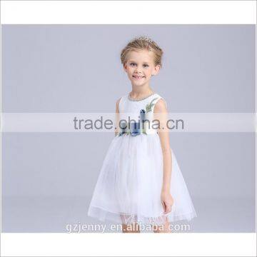 New Little Girls White Embroidered Children Wedding Dress photo-3