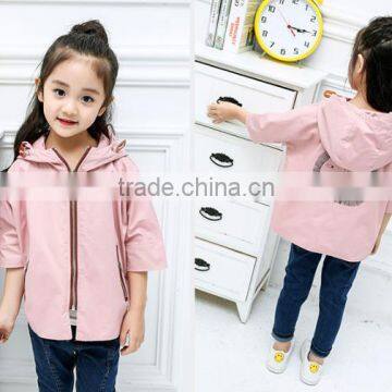 Zm40657b Spring Children Batwing Sleeve Clothes China Cotton Wind Coat Jacket photo-4