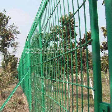 High Quality 4mm PVC Welded Wire Mesh Fence Home Garden V Folds Welded Wire Mesh Fence University Facilities Fence Factory photo-2