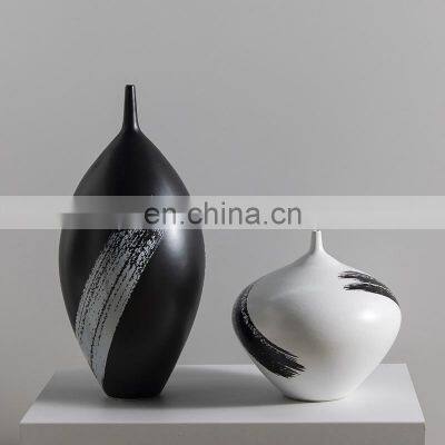 Modern Extremely Light Luxurious Black And White Porcelain Ceramic Vase For Hotel Home Office Decoration photo-2
