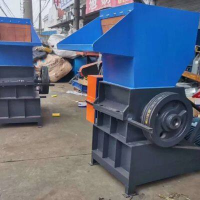 Plastic Raw Material PET Waste Bottle Crushing Washing Line Drying Recycling Granules Making Machine Line Manufacturer photo-2