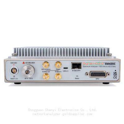 Signal Hound SM435C Анализатор спектра в реальном времени от 100 кГц до 43,5 ГГц с мониторинговыми приемниками 10GbE