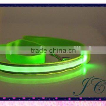 2015 New Design Glow Led Light In Dark pet leash dog Collar Made In China