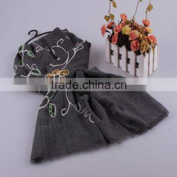 Wholesale Women Fashion Flower Embroidery Design Tassel Cotton Winter Scarf Quality Choice
