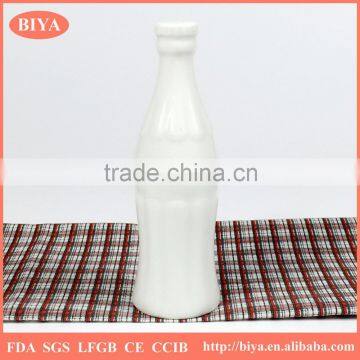 new design salt bottle ceramic white porcelain salt and pepper shaker coke cola bottle shape, sugar salt spice herb shaker