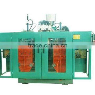 PE bottle extrusion moulding machine