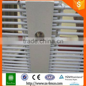 Shunxing Fence Factory Welded 358 Security Fence/Anti Climb Fence photo-3