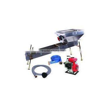 Metal separator powered by 3.5 horsepower Briggs & Stratton Engine and P103 pump. Equipped