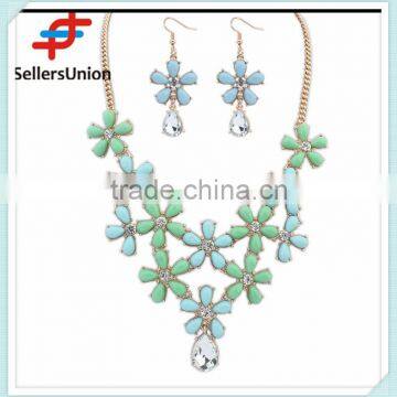 No.1 Yiwu Exporting Commission Agent Wanted Flower Designs Fashion Artificial Statement Necklace and Earrings Sets for Girls photo-2
