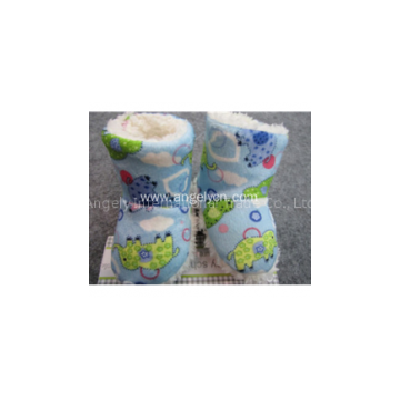 baby shoes with cute pattern