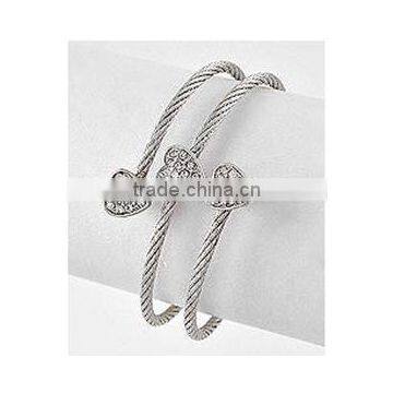 Hot sales of fashional clear rhinestone heart charm bracelet/Three rows metal opened cuff bangle silvr plated