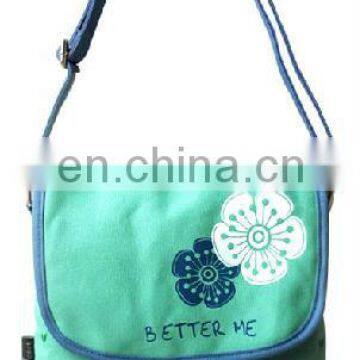Fashional Girls Canvas Messenger Bag photo-2