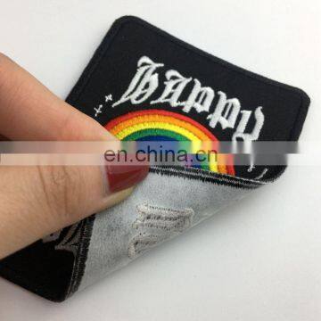 China Manufacturer Good Quality Iron on Embroidered Patches photo-6