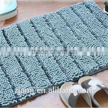 Chenille insulated mat