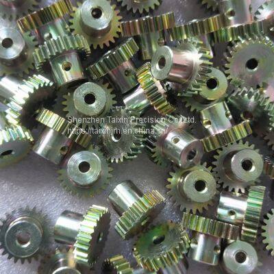 Colored zinc plated gear