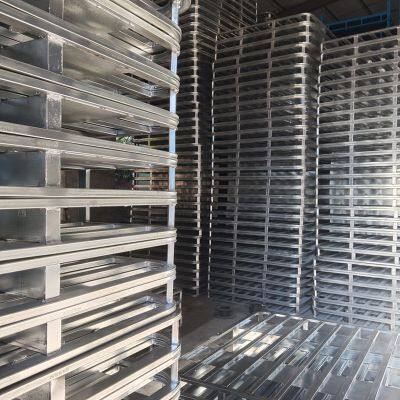 Maßgeschneiderte Holzoberflächen-Stahlpalette mit Gabelstaplerzugangsschlitzen photo-3